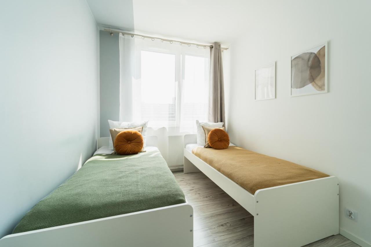 New Apart Near Sky Tower - Gwiazdzista Apartament Wrocław